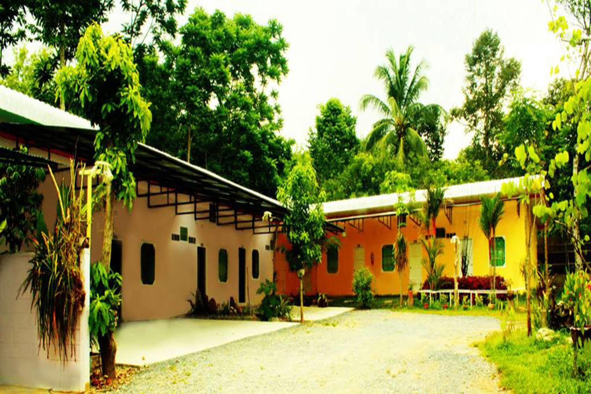 Kanta Hill Resort Nakhon Si Thammarat Exterior photo